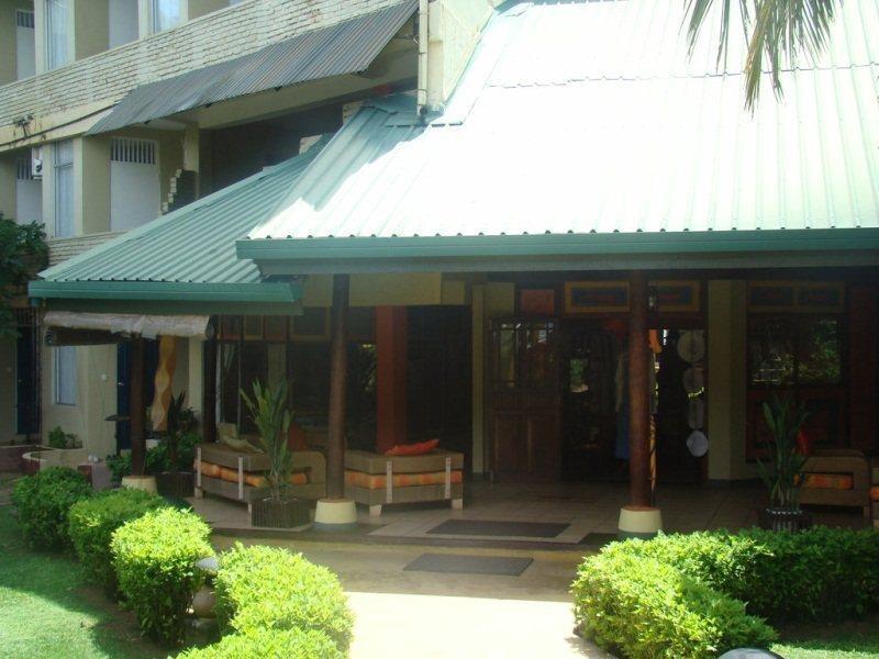 Calamander Unawatuna Beach Exterior photo